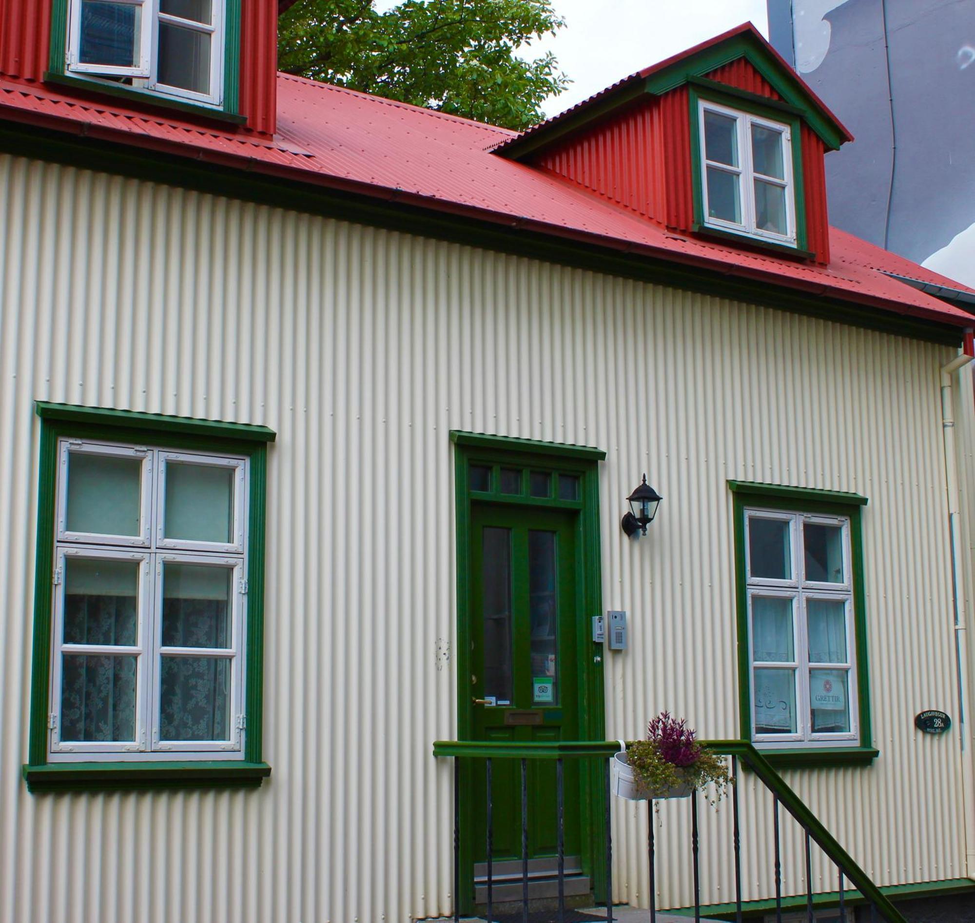 Grettir Guesthouse ريكيافيك المظهر الخارجي الصورة